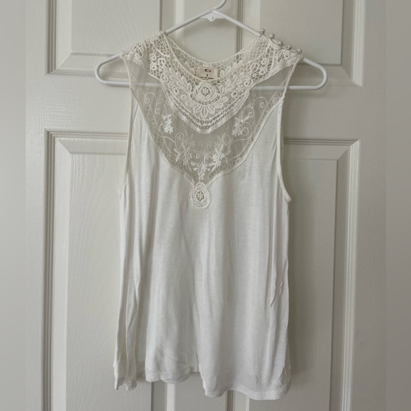 Pins & Needles Tops - $5! 2 for $10🌹Pins & Needles Ivory Lace Detail Tank Top Sz S